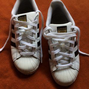 Adidas Clamshell Shoes